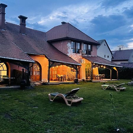 Greenpark Garden Villa Family Apartments Near Tokaj Szerencs Dış mekan fotoğraf